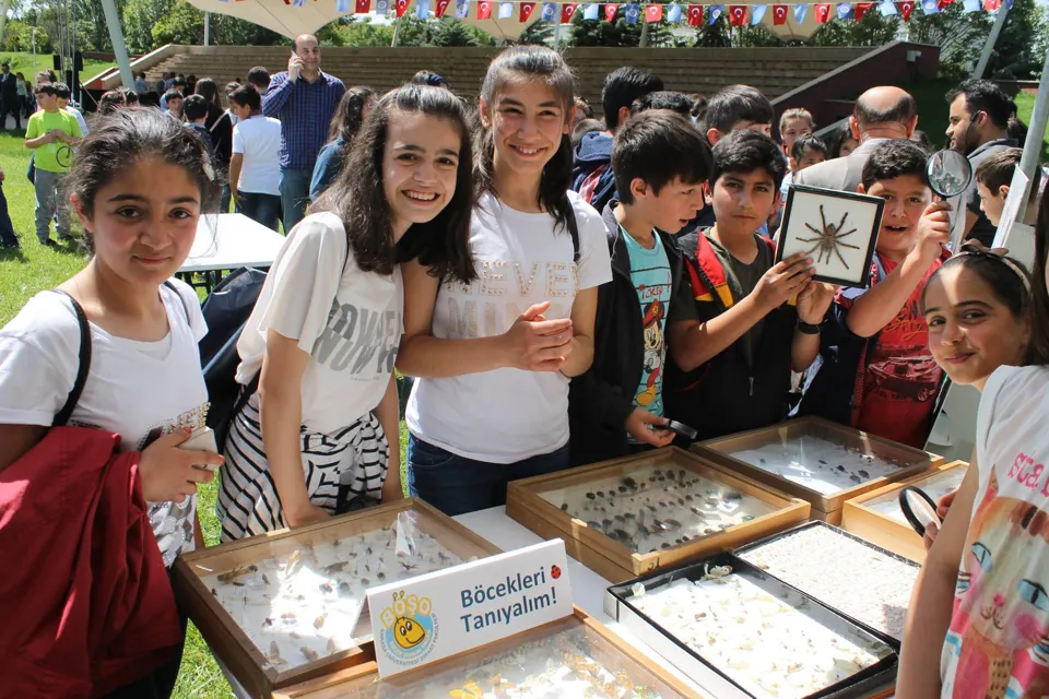 Böcek Şenlik Okulu Ankara Üniversitesi 5. Çevre Günleri'nde