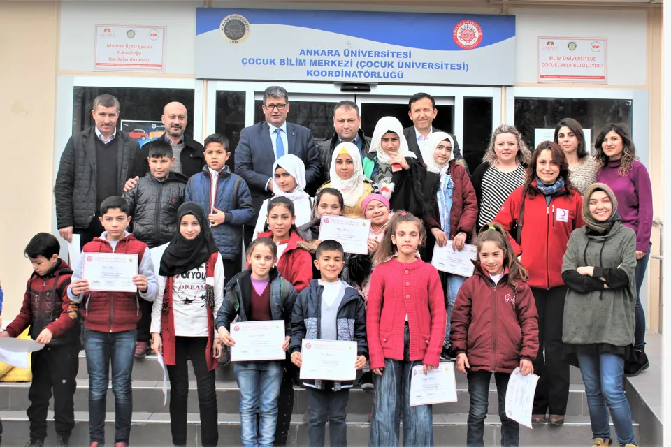Böcek Şenlik Okulu, Türk Kızılay'ını konuk etti.